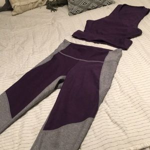 💜 OV set in LIKE NEW condition 💜